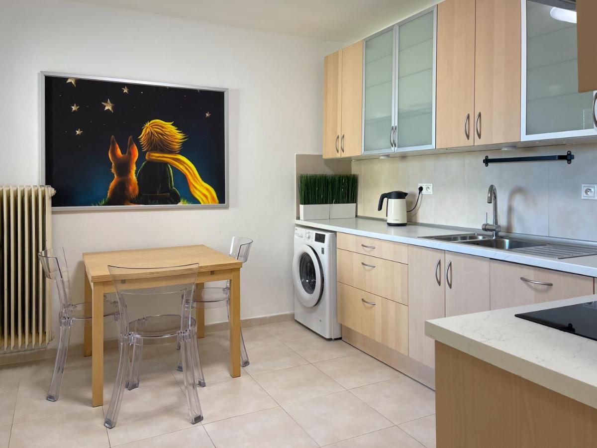City Center 2 Bedroom A/C Apartment บราติสลาวา ภายนอก รูปภาพ