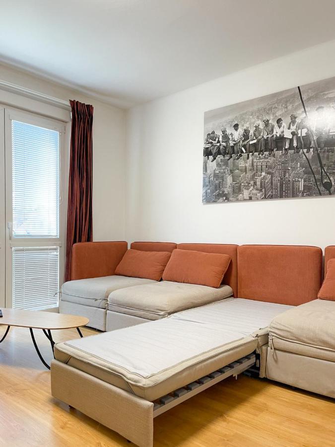City Center 2 Bedroom A/C Apartment บราติสลาวา ภายนอก รูปภาพ