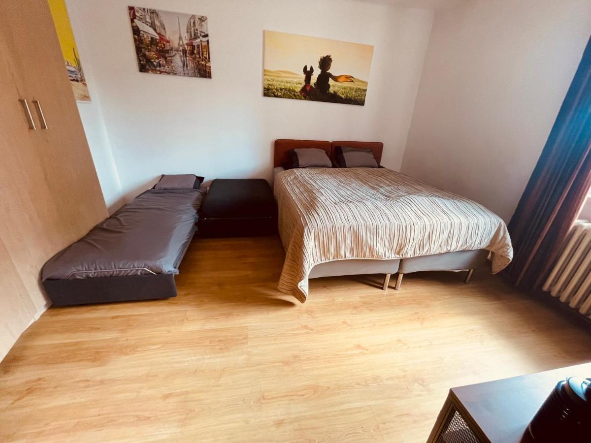 City Center 2 Bedroom A/C Apartment บราติสลาวา ภายนอก รูปภาพ
